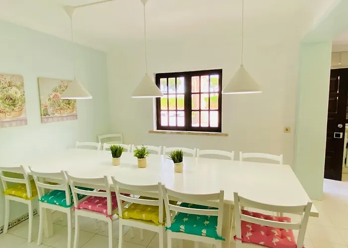 Azinheira By Check-in Portugal * אלבופיירה